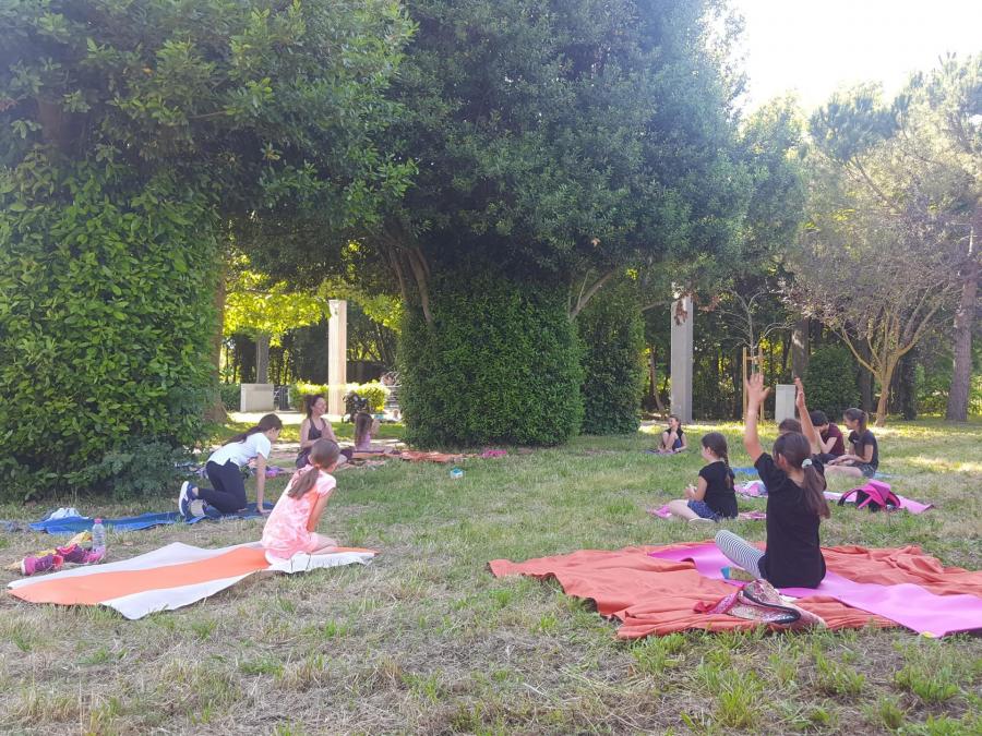 yoga enfant sérignan